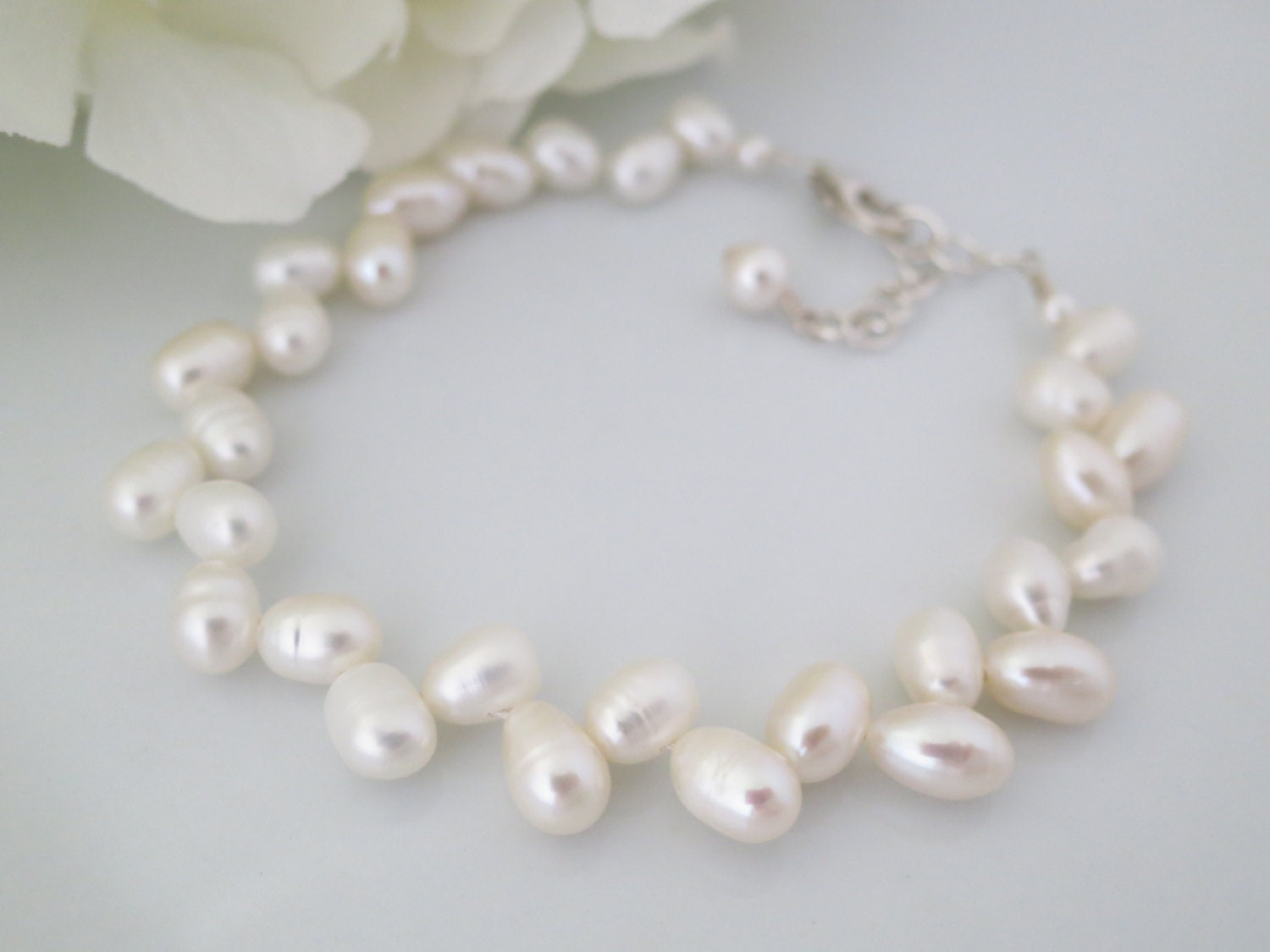 Freshwater pearl wedding bracelet, Herringbone pearl bridal bracelet, Vintage style wedding bracelet