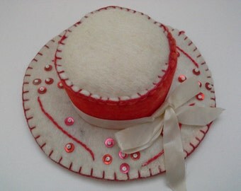 Vintage Pincushion, Hat Pincushion, Red White Pincushion, Hat Pin Cushion, Sequined Pincusion, Felt Pincushion, Felt Hat Pincushion