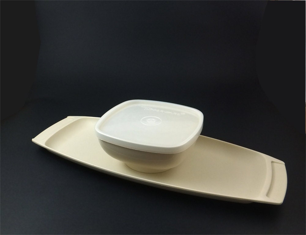 Vintage Tupperware Chip and Dip Bowl Snack Tray Relish