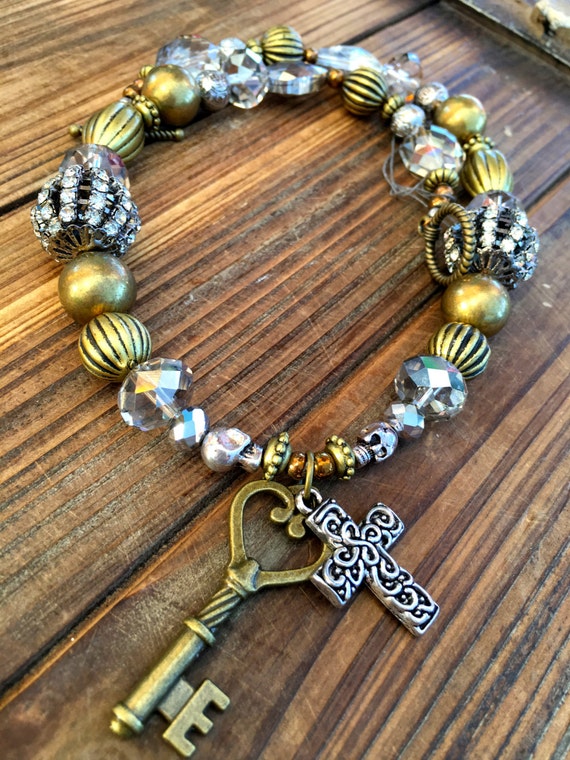 Glass and brass pirate necklace. Pirate costume. Pirate