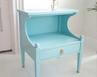 Pool Blue vintage Kent Coffey designed table, The Lancia, Hollywood Regency, painted furniture NJ, mid Century, end table, Dorothy Draper