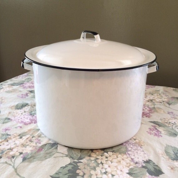 Vintage large enamelware stock pot with lid white and black