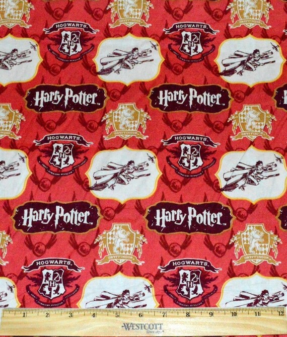 HARRY POTTER FABRIC / 1/2 Yard For Quilting / Golden Snitch