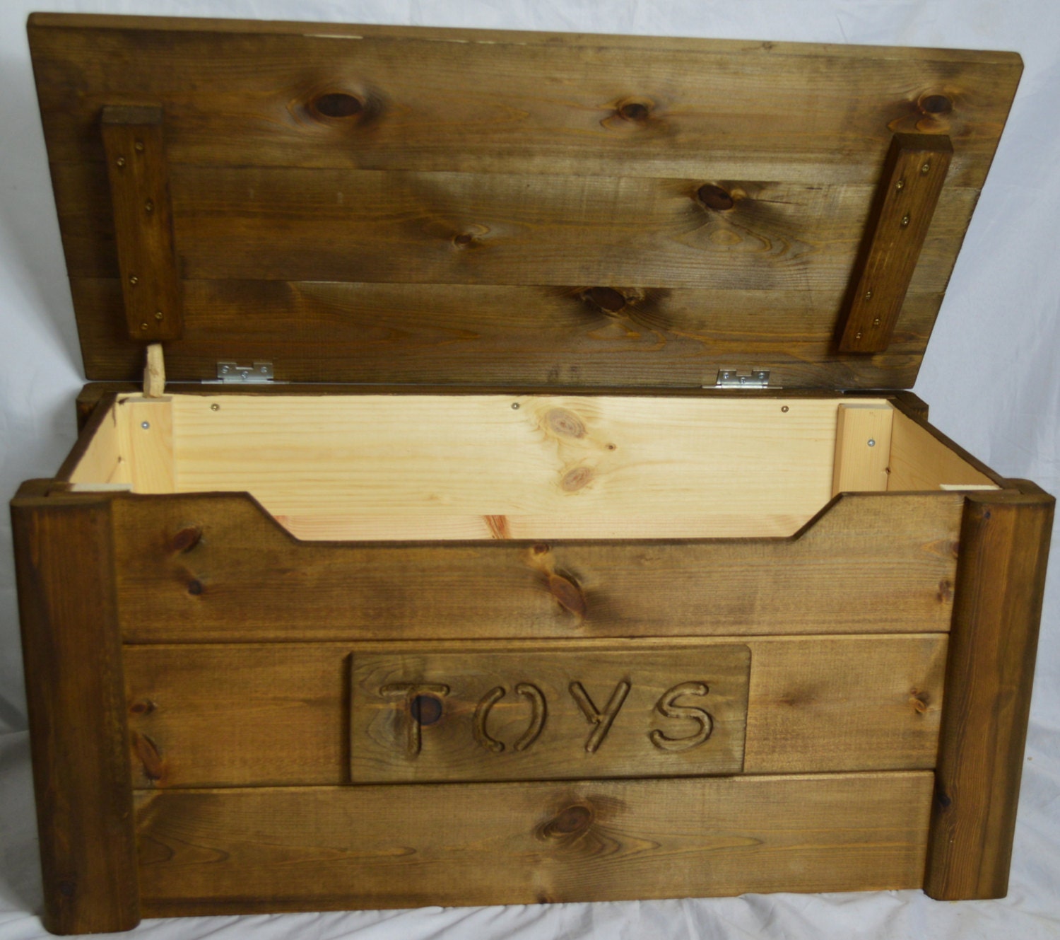 Handcrafted Wooden Rustic Pine Trunk Chest Toy Box Shabby Chic
