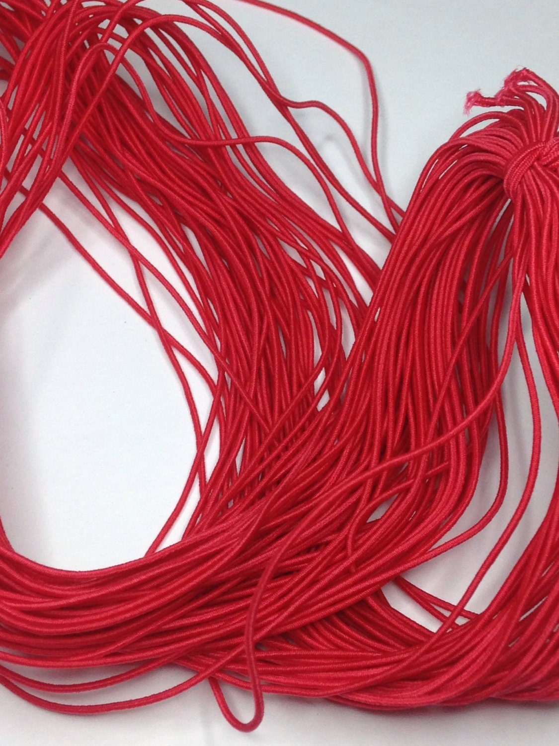 X 1 red cord - 25 metre long. 1 mm thick, red wire, elastic cord ...