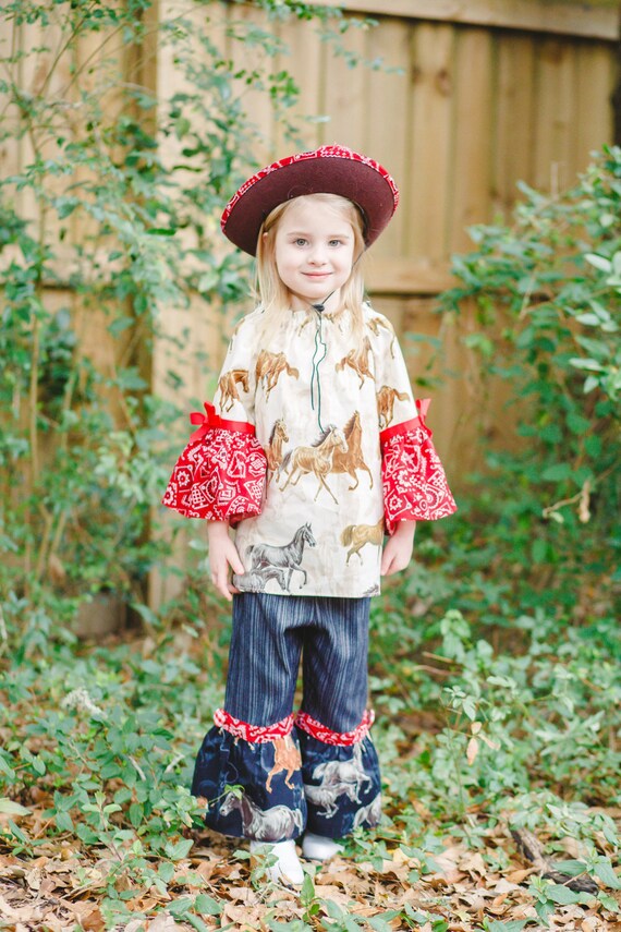 Items similar to Cowgirl Birthday Outfit Girls Ruffle Pants Toddler Cowgirl Clothing Rodeo