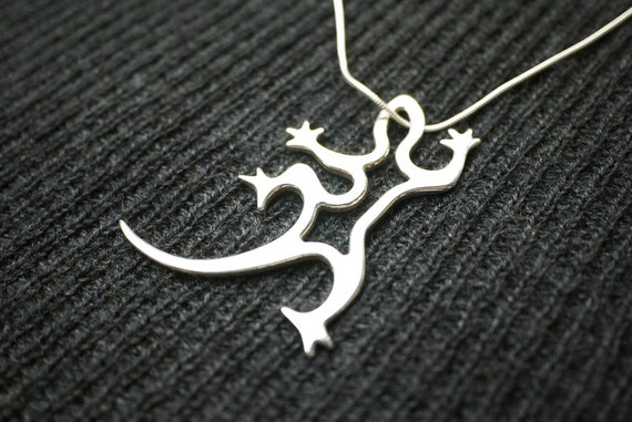 Silver Gecko Pendant, Lizard Necklace Crafted Jewelry