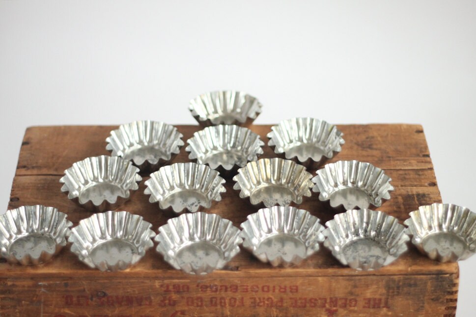 Vintage 14 Swedish Mini Tart Molds Sweden Miniature Candy