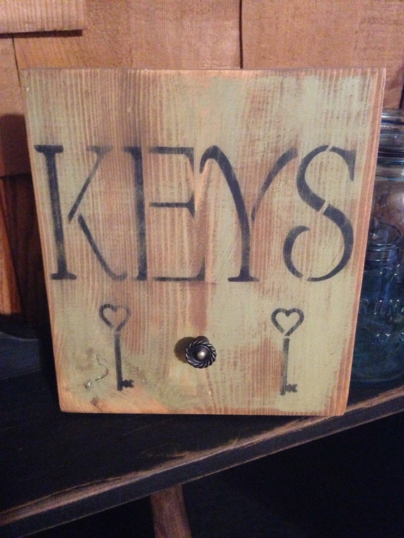 Items similar to Primitive Keys Wooden sign/ decor Key holder on Etsy