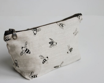 SALE 20% OFF - Small Traveler Pouch - Bees - Black on linen