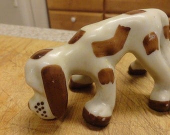 Vintage BLOODHOUND Dog Figurine Japan Pottery 1940s