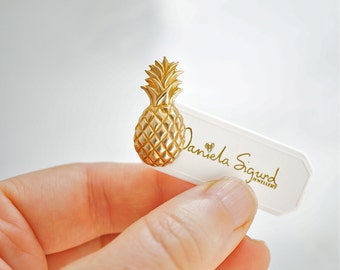 Pineapple pin ,lapel pin, pienapple brooch