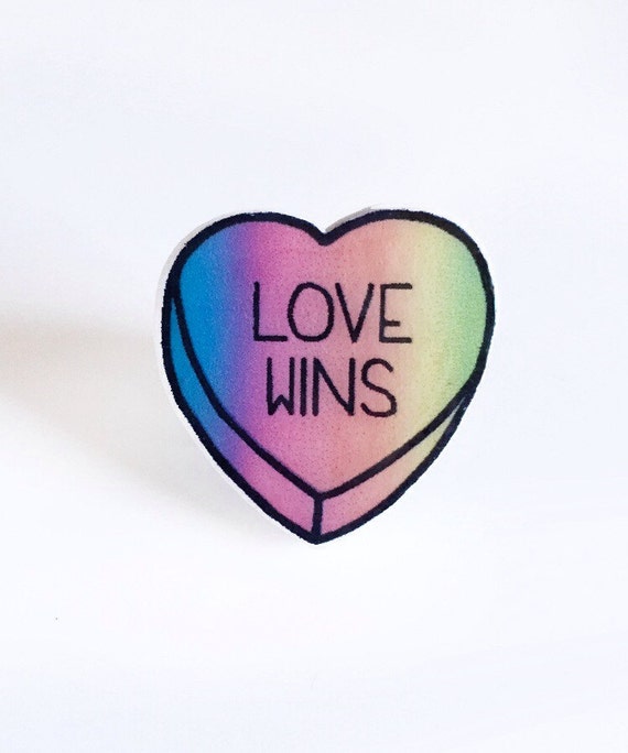 Love Wins Anti Conversation Rainbow Heart Pin Brooch Badge