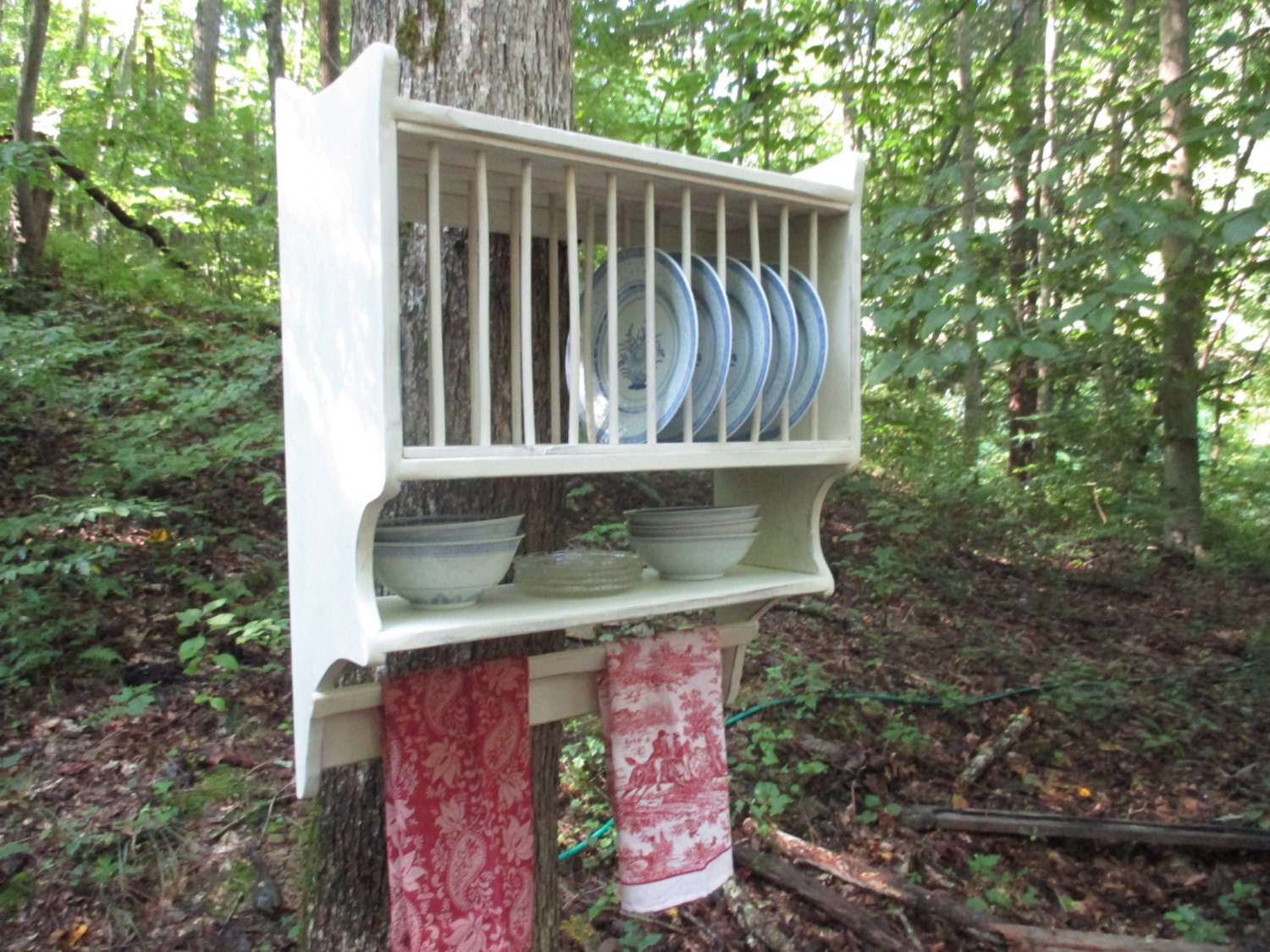 Farmhouse Plate Rack with Primitive Towel Rung Hanging Plate