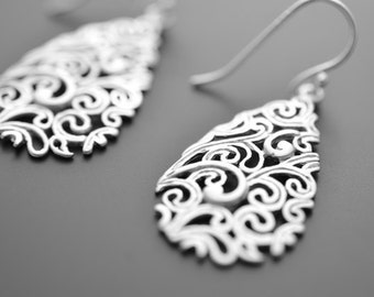 10% OFF, Paisley Drop Silver Earrings, Wedding jewelry, Vervain jewelry, Bridal earrings, Mother's gift, Cocktail jewelry, Clip earrings