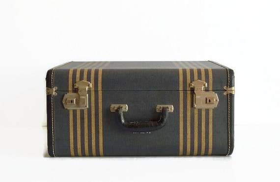 1930s suitcase