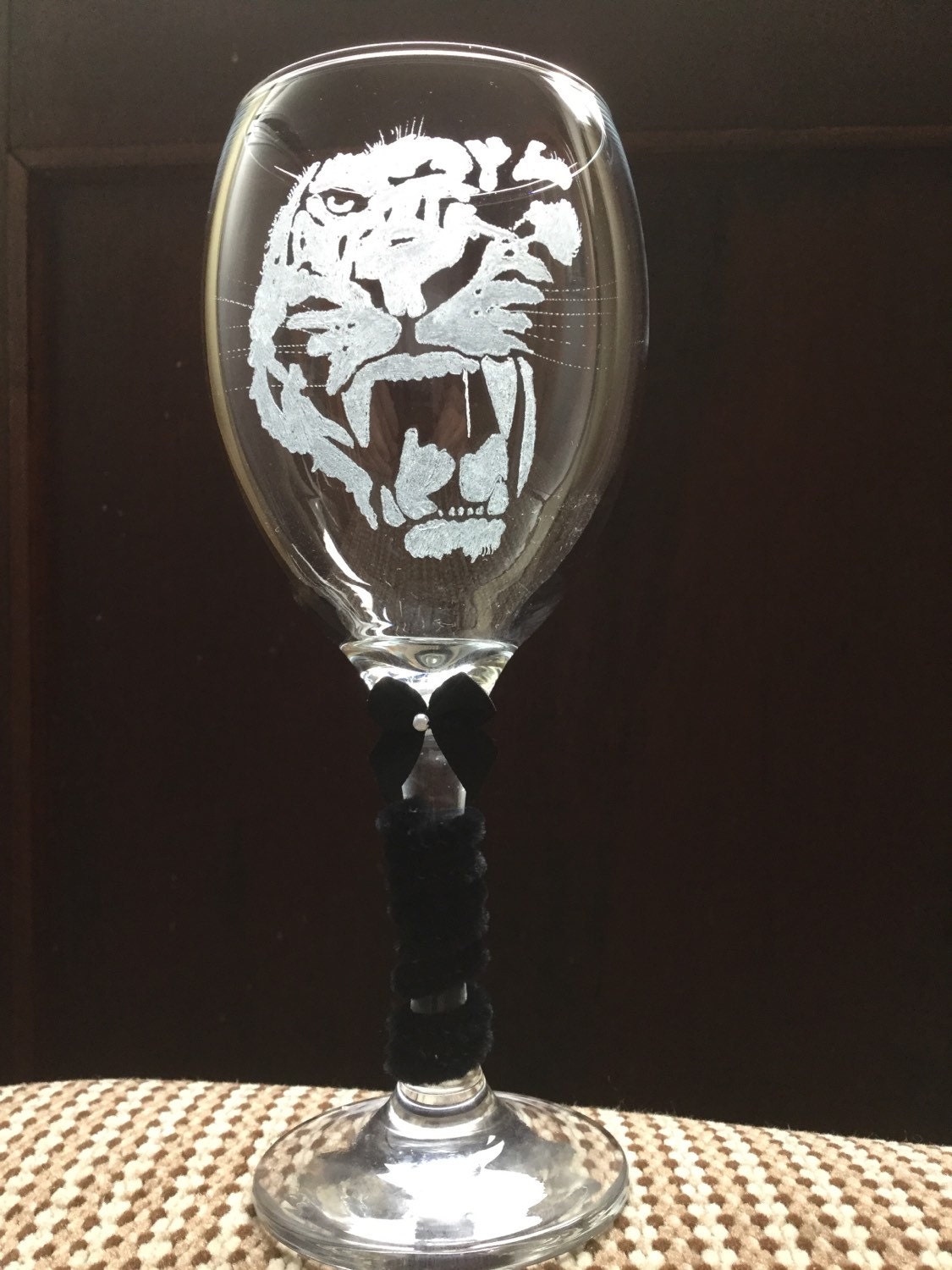 Personalised glass engraved tiger wine glass custom gift