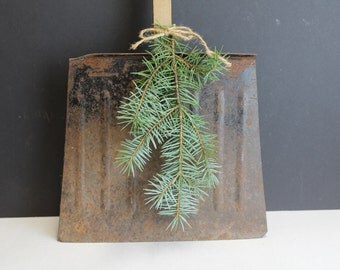 Vintage Black Metal Snow Shovel // Child's Toy Shovel // Repurpose // Primitive Decor
