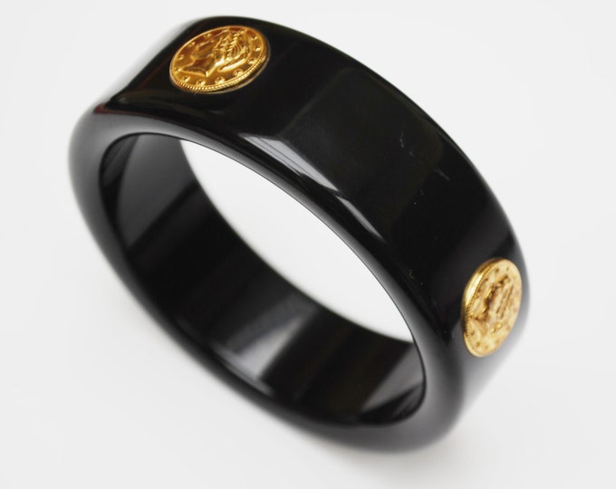 Gold Coin Bracelet - Black Lucite Plastic - Bangle 1980s