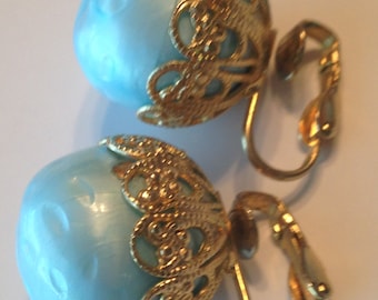 Vintage Robins Egg Blue Earrings ~ Clip On ~ Gold Filigree Cap ~ Mid Century ~ NICE
