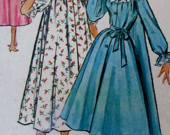 Vintage McCall's Housecoat or Peignoir Pattern #3902 Size 14 **Epsteam