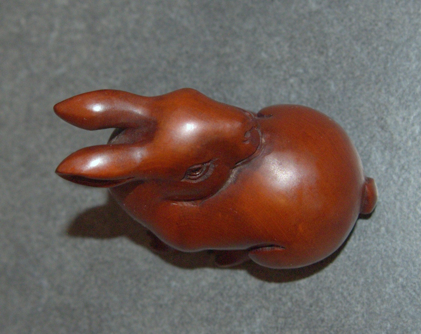 Netsuke Hand Carved Wood Figurine Sitting Rabbit Bunny Japan
