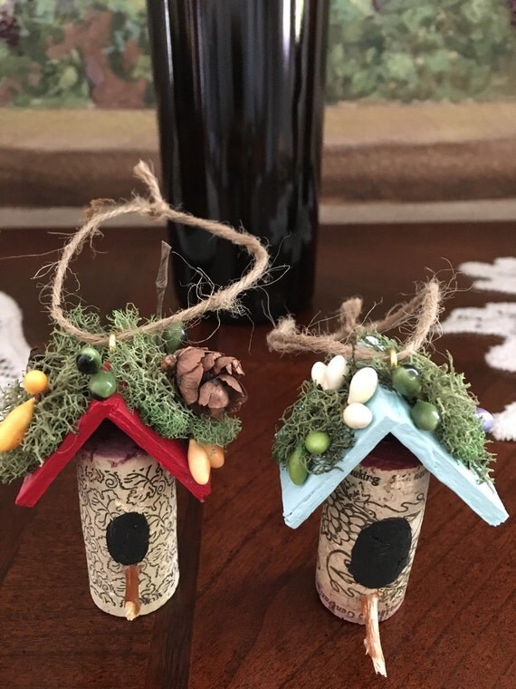 Mini cork birdhouse ornament's Wine bottle