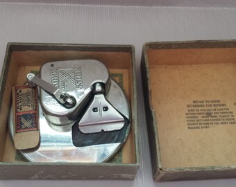Kriss Kross from Rhodes Mfg Co Razor Sharpener