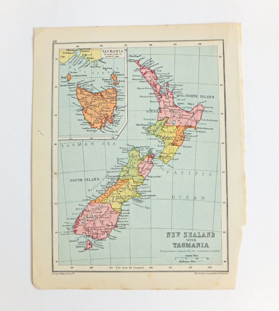 Vintage New Zealand map Old Map of New Zealand travel
