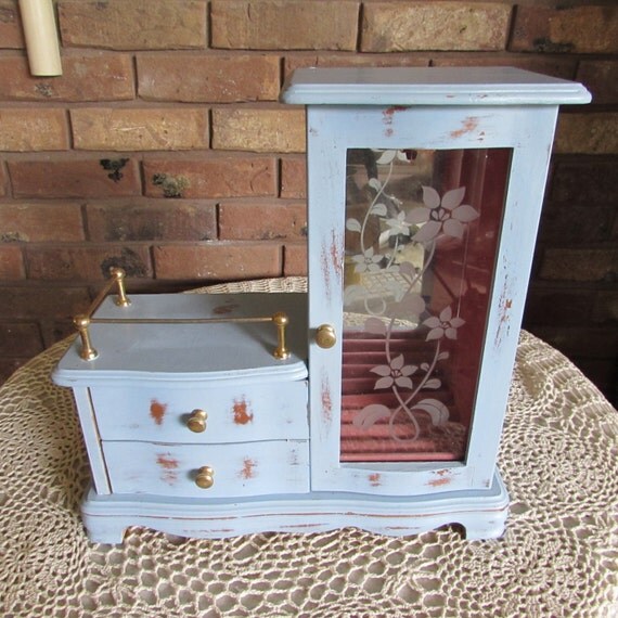 Items similar to Vintage Unique Wood Jewelry Musical Box Shabby Chic