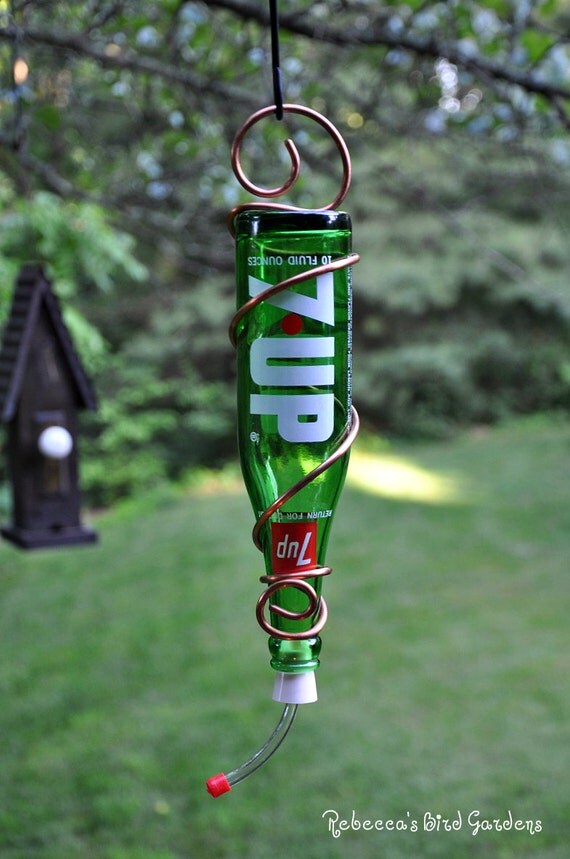 vintage 7up hummingbird feeder the soda by rebeccasbirdgardens vintage 7up hummingbird feeder the soda by rebeccasbirdgardens