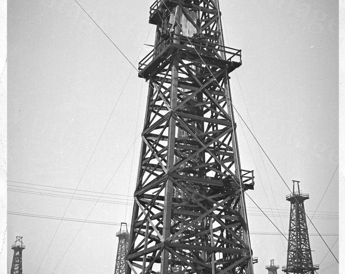 old historic oil well drill drilling rig derrick oil gusher field sepia tone photo wall Photo steampunk Old Photograph Home decor poster