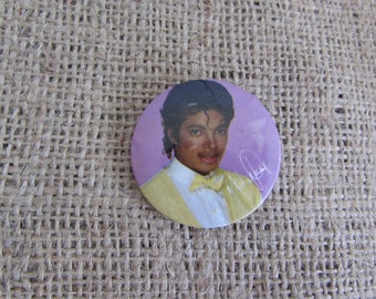 LUCKY DAY PRICE 1980's Michael Jackson Pin, Vintage Michael Jackson Items, Michael Jackson Memorabilia, Pins Michael Jackson Items