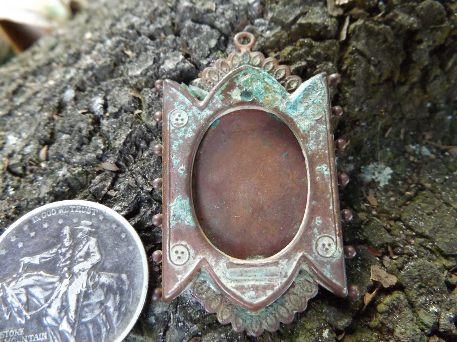 Civil War Soldier's Ornate Locket Dug From a KY Campsite