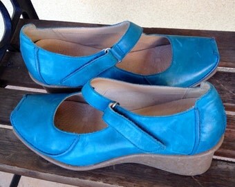 clarks ladies blue shoes