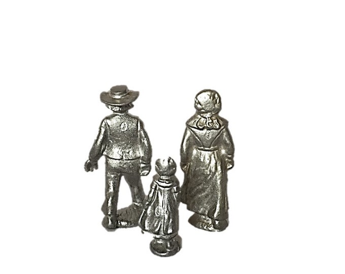 Wilton Armetale Pewter Amish Family - Mom and Dad with Child - Pilgrams - Dutch - Amish - Early Settlers