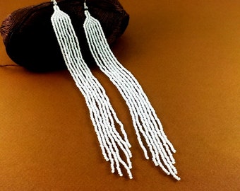 White wedding earrings Beaded jewelry White dangle earring Wedding earrings Bridal earrings Long earrings Bridal jewelry Bridesmaid earrings