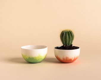 Ceramic planter H: 2" (Coral color) / Succulent planter / Air plant / Cactus planter
