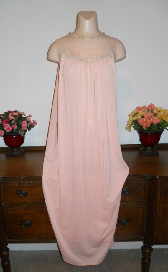 vintage kayser nightgown