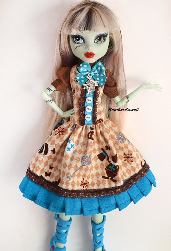 Dress made by hand doll ever after high y monster high.