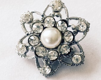 Vintage Rhinestone diamond and pearl brooch Perfect holiday gift