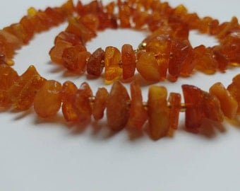 **Free Shipping**
Raw amber vintage necklace