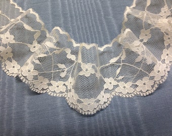 2" ivory lace, vintage lace trim, scalloped edge 4 yards - #18 sewing supplies, laces and trims, vintage lace, ivory lace trim,