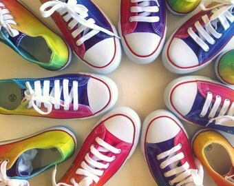 Tie Dye converse low top, Tie Dye Rainbow colors, Unisex Casual Sneackers, Ombre Hand painted wedding shoes, birthday party gift, casual