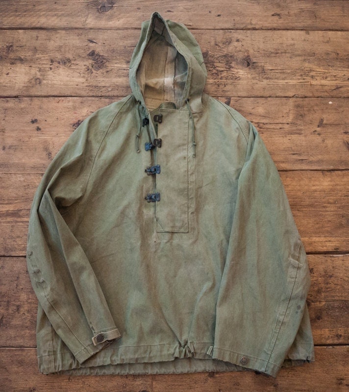 WW2 Military Vintage Navy Foul Weather Smock Jacket. Metal