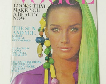 Vintage Vogue Magazine June 1969 Arnaud de Rosnay Fashion