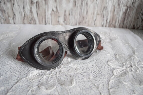 Vintage motorcycle goggles steampunk cosplay LARP safety glasses retro eyewear costume party accessory by VintageRemedyStudio steampunk buy now online