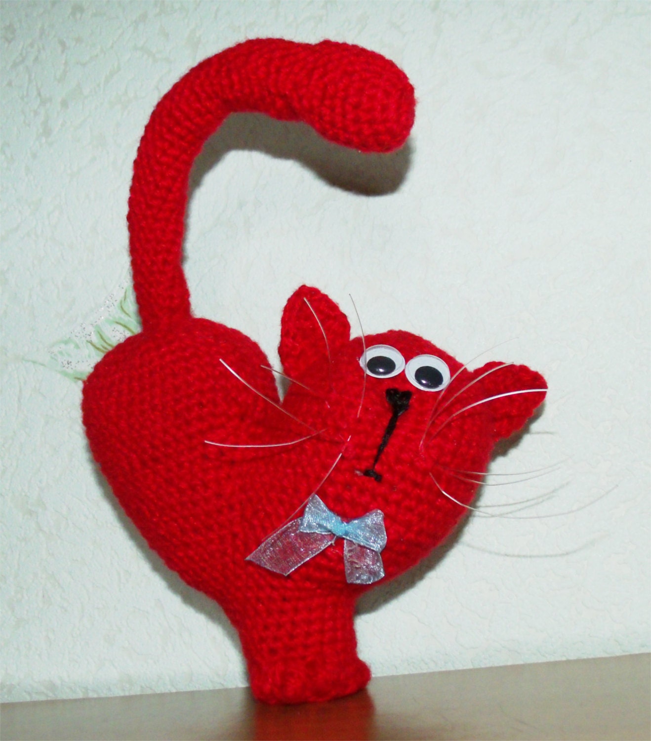 Crochet cat toy Heart cat Lovers gift Crochet heart Romantic