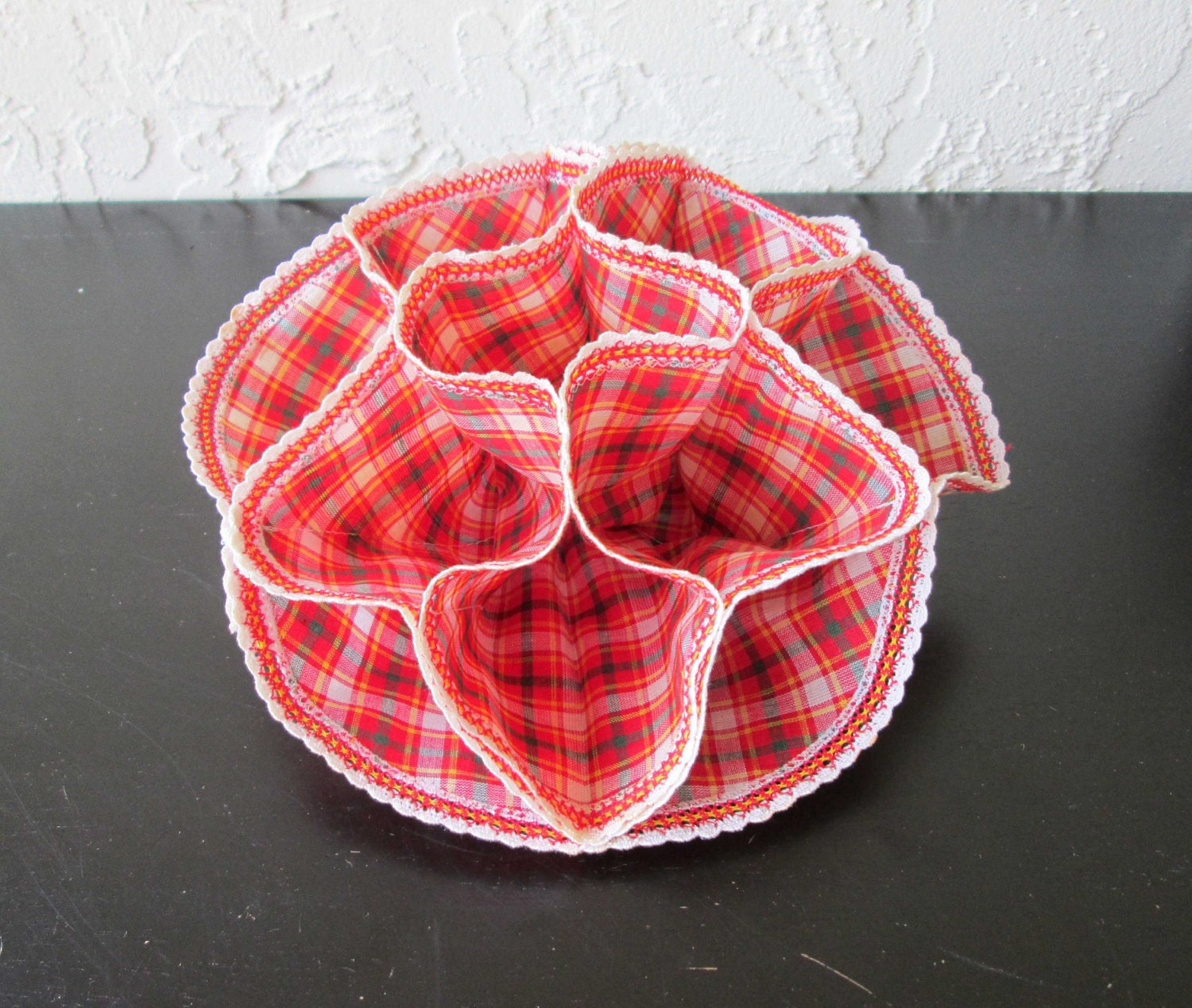 Red Plaid Fabric Divided Bread Basket Liner Rolls Biscuits