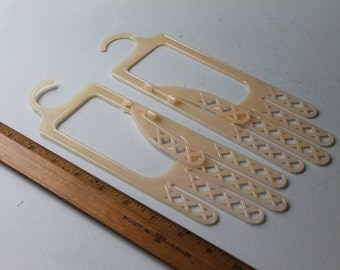 Vintage Pair of Light Pink Plastic Glove Hangers, Vintage Pair of Glove Dryers, Vintage Plastic Glove Stretchers, Vintage Glove Shapers